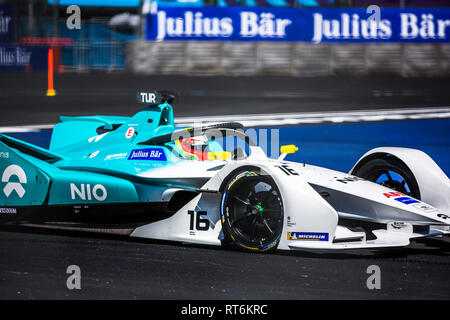 La ville de Mexico, Mexique - 16 Février 2019 : Autodromo Hermanos Rodriguez. Mexico E-prix. Le pilote de l'équipe Formule E NIO Oliver Turvey au no 16, la course à la Mexico City E-prix. Banque D'Images