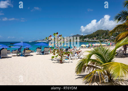 Tropical beach, la baie de Grand'Anse, paroisse de Saint George, la Grenade, Lesser Antilles, Caribbean Banque D'Images