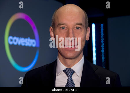 Düsseldorf, Deutschland. Feb 25, 2019. Le Dr Thomas Toepfer, Directeur Financier, membre de la direction, Chef des finances, une conférence de presse bilan® d'COVESTRO AG à Düsseldorf le 26.02.2019. ¬ | Conditions de crédit dans le monde entier : dpa/Alamy Live News Banque D'Images