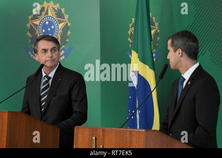 Brasilia, Brésil. 28 Février, 2019. L'auto-proclamé président par intérim du Venezuela Juan Guaidó au cours d'une réunion avec le président brésilien Bolsonaro Jaďr, au Palais du Planalto à Brasilia le Jeudi, 28. (Photo : Ricardo Botelho/Brésil Photo Presse ) Crédit : Brésil Photo Presse/Alamy Live News Banque D'Images