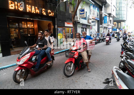 MALE, MALDIVES - 16 février 2019 - mâle est l'un des plus petits capitale au monde mais l'un des plus encombrés traffic Banque D'Images