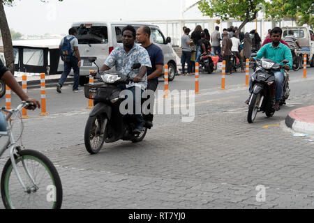 MALE, MALDIVES - 16 février 2019 - mâle est l'un des plus petits capitale au monde mais l'un des plus encombrés traffic Banque D'Images