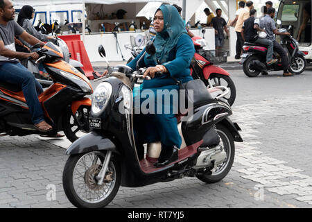 MALE, MALDIVES - 16 février 2019 - mâle est l'un des plus petits capitale au monde mais l'un des plus encombrés traffic Banque D'Images