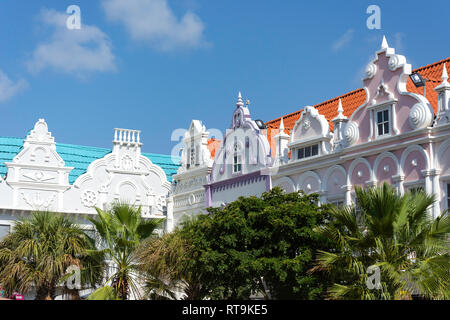 Les bâtiments de style colonial hollandais, Plaza Daniel Leo, Oranjestad, Aruba, les îles ABC sous le vent, Antilles, Caraïbes Banque D'Images