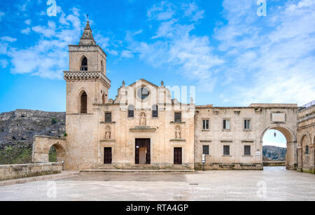 Eglise Saint Pierre (Chiesa di San Pietro le Dodici lune) . Matera est capitale européenne de la Culture pour 2019, l'UNESCO World Heritage Site. Matera, Italie Banque D'Images