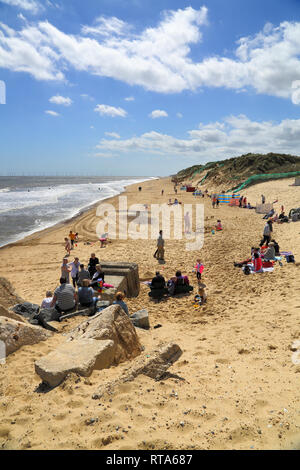 La belle plage à hemsby sur la côte de Norfolk Banque D'Images