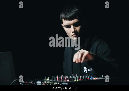 Le Danemark, Roskilde - Février 27, 2019. Le musicician électronique danois, Dj et compositeur Martin vit à Gimle Schacke effectue à Roskilde. (Photo crédit : Gonzales Photo - Flemming Bo Jensen). Banque D'Images