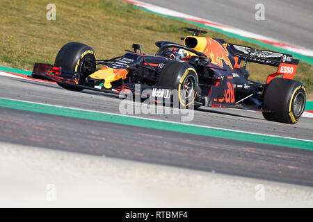 Pierre Gasly (Aston Martin Racing Red Bull) RD15 voiture, vu en action au cours de l'hiver jours d'essais sur le circuit de Catalunya à Montmelo (Catalogne). Banque D'Images