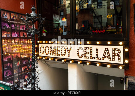 Célèbre comedy club à Greenwich Village sur MacDougal Street, Manhattan Banque D'Images