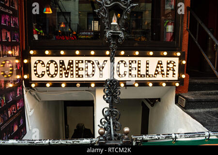 Célèbre comedy club à Greenwich Village sur MacDougal Street, Manhattan Banque D'Images