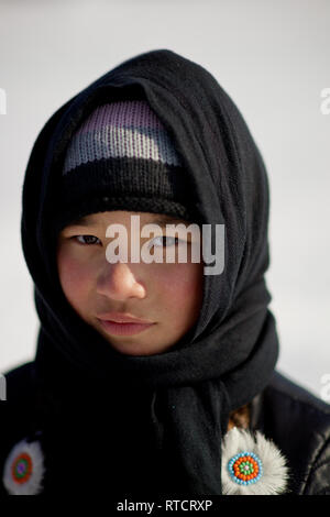 World Tour 2013-2014 - jour 30 c'est un cours annuel de la race, même pour le groupe ethnique. Beaucoup d'enfants dans le village. Certains d'entre eux m'a demandé très innocents que Banque D'Images