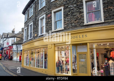 Magasin de vêtements joules en Bowness on windermere Lake District,,Cumbria, Angleterre Banque D'Images