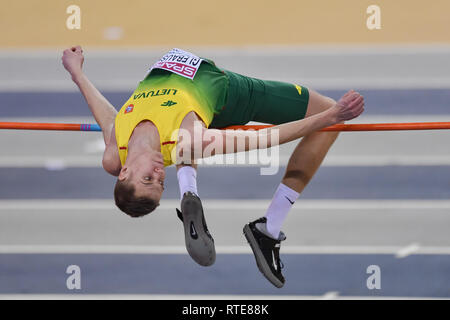 Glasgow, Royaume-Uni. 06Th Mar, 2019. Adrijus Glebauskas (LTU) en saut en hauteur admissible (A, B) au cours de l'Europe d'athlétisme en salle 2019 Glasgow au Emirates Arena le Vendredi, 01 mars 2019. GLASGOW EN ÉCOSSE. (Usage éditorial uniquement, licence requise pour un usage commercial. Aucune utilisation de pari, de jeux ou d'un seul club/ligue/dvd publications.) Crédit : Taka G Wu/Alamy News Crédit : Taka Wu/Alamy Live News Banque D'Images