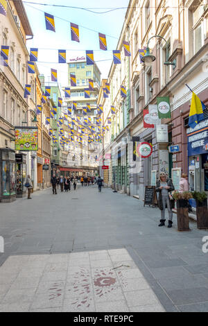 Sarajevo, Bosnie-et-Herzégovine. 1er mars 2019. . Des milliers de drapeaux de Bosnie sur la rue Ferhadija pour l'indépendance Jour Crédit : Vedad Ceric/Alamy Live News Banque D'Images