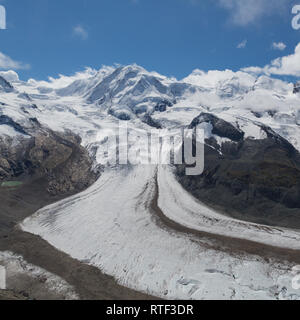 Un Lisskamm, Castor et Pollux naturelles sommets de montagne, glacier Banque D'Images