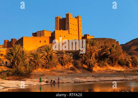 Ait Hamou ou dit Kasbah, Vallée du Draa, montagnes de l'Atlas, dans le sud du Maroc, Maroc Banque D'Images