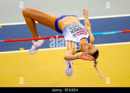 Great Britain's Niamh Emerson en concurrence dans le pentathlon Femmes Saut au cours de la première journée de l'Indoor d'athlétisme à l'Emirates Arena, Glasgow. Banque D'Images