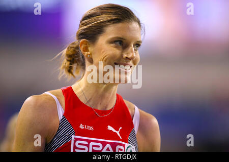 Lea Sprunger suisse rivalise Women's 400m 5 dans la chaleur au cours de la première journée de l'Indoor d'athlétisme à l'Emirates Arena, Glasgow. Banque D'Images
