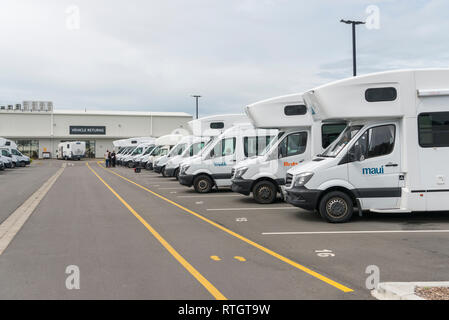 Camping-car et camping-cars garés dans un dépôt de voitures à Christchurch en Nouvelle-Zélande Banque D'Images