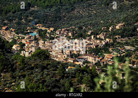 Le village historique de Fornalutx sur Mallorca Banque D'Images