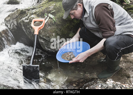 Aventures sur la rivière. Gold Panning, Moody s'instagram Banque D'Images