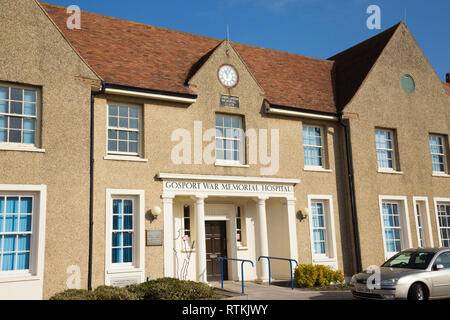 Façade et entrée de la Gosport War Memorial Hospital. Le Hampshire. UK. Banque D'Images