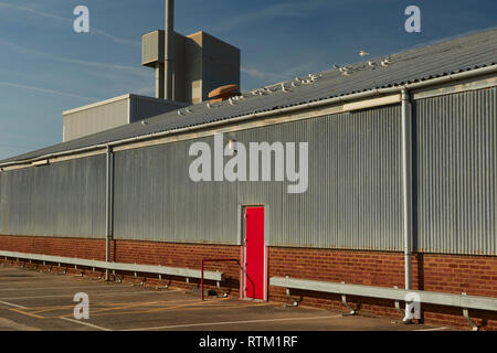 Les agrégats de Brett dans le paysage de l'usine de Whitstable sur la côte du Kent, Angleterre, Royaume-Uni, Europe Banque D'Images