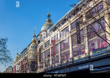 Grand magasin Le Printemps à Paris Banque D'Images