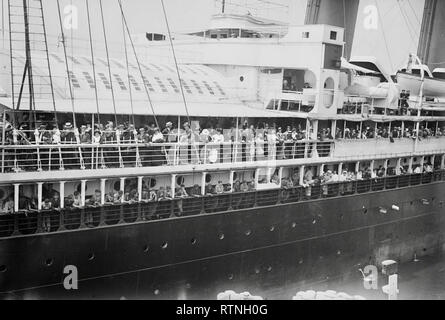 Navire de ligne maritime à passagers U.S.S. City of New York, New York City, 14 août 1914. Banque D'Images