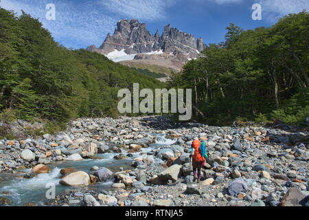 Trekking dans le beau Cerro Castillo Réserve, d'Aysen, en Patagonie, au Chili Banque D'Images