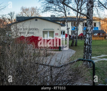 Berlin Wilmersdorf. Anne Frank Youth Centre.Loisirs, lieu de rencontre et lieu de débat politique et de l'éducation Banque D'Images