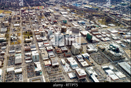 Regardant vers le bas sur la petite ville de Boise IDAHO rues et bâtiments Banque D'Images