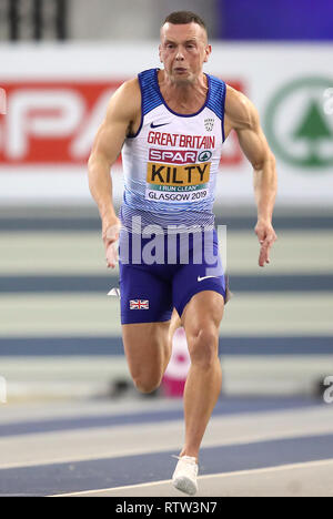 La société britannique Richard Kilty au cours de la Men's 60m demi-finale lors de la deuxième journée de l'Indoor d'athlétisme à l'Emirates Arena, Glasgow. Banque D'Images