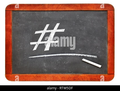 Social media concept - hashtag en craie blanche sur un tableau noir ardoise vintage Banque D'Images