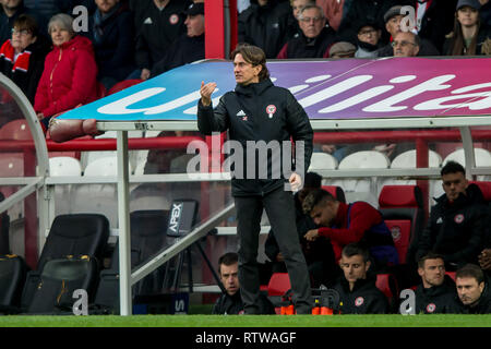 Griffin Park, Londres. 2 mars 2019. Thomas Frank, responsable de Brentford au cours de l'EFL Sky Bet match de championnat entre Brentford et Queens Park Rangers à Griffin Park, Londres, Angleterre le 2 mars 2019. Photo par Salvio Calabrese. Usage éditorial uniquement, licence requise pour un usage commercial. Aucune utilisation de pari, de jeux ou d'un seul club/ligue/dvd publications. Banque D'Images