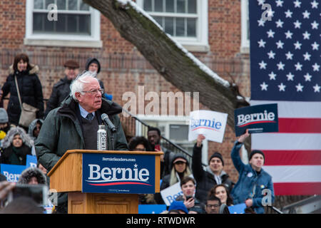 Brooklyn, New York, USA. 09Th Mar, 2019. Brooklyn, NY - 2 mars 2019. Bernie Sanders" s'exprimant lors de son premier rallye pour les primaires présidentielles 2020 au Brooklyn College. Credit : Ed Lefkowicz/Alamy Live News Banque D'Images