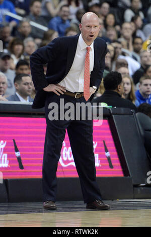 Washington, DC, USA. 2e Mar, 2019. 20190302 - entraîneur-chef Seton Hall KEVIN WILLARD dirige son équipe contre Georgetown dans la seconde moitié du capital à une arène à Washington. Credit : Chuck Myers/ZUMA/Alamy Fil Live News Banque D'Images