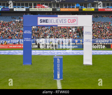 Nashville, Tennessee, USA. 2 mars, 2019.La elle croit qu'au cours de la bannière d'entrée de la Coupe de football match international entre les USA et l'Angleterre, dans la tasse, elle croit de Nissan Stadium à Nashville, TN. La partie s'est terminée par un match nul, 2-2. Kevin Langley/Sports médias du Sud/CSM Crédit : Cal Sport Media/Alamy Live News Banque D'Images