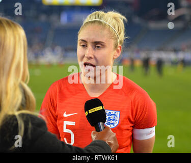 Nashville, Tennessee, USA. 2 mars, 2019.England Women's National Team defender, Steph Houghton (5), au cours d'une interview d'après match de football match international entre les USA et l'Angleterre, dans la tasse, elle croit de Nissan Stadium à Nashville, TN. La partie s'est terminée par un match nul, 2-2. Kevin Langley/Sports médias du Sud/CSM Crédit : Cal Sport Media/Alamy Live News Banque D'Images