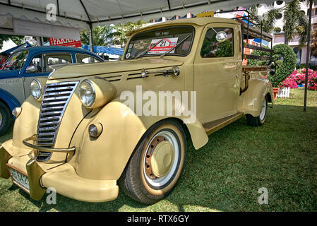 1950 Fiat Musone BL 1100 camion de ramassage d'époque Banque D'Images