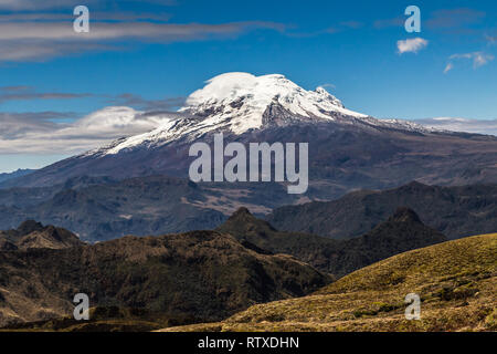 Cotopaxi volcan, magnifique montagne de glace éternelle Banque D'Images