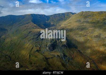 Rocher de l'aigle vue de Pinnacle Ridge, St Sunday Crag, Grisedale Banque D'Images