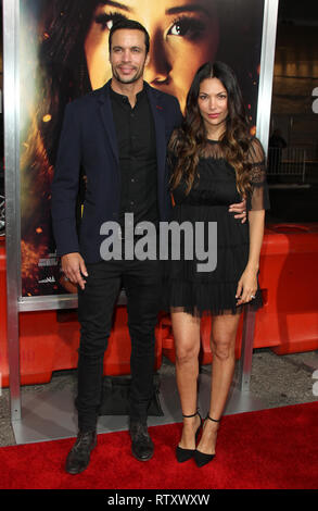 "Miss Bala" Première mondiale tenue au Regal L.A. Théâtre vivant à Los Angeles, Californie. Avec : Matt Cedeno, épouse Erica Franco Où : Los Angeles, California, United States Quand : 30 Jan 2019 Credit : Adriana Barraza M./WENN.com Banque D'Images