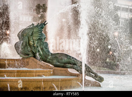 La fontaine Mémorial Swan à Logan Circle Centre-ville de Philadelphie, Pennsylvanie sur le Benjamin Franklin Parkway, Banque D'Images