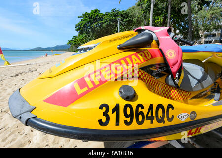 Un sauveteur's jetski, Palm Cove, plages du nord de Cairns, Far North Queensland, Queensland, Australie, FNQ Banque D'Images