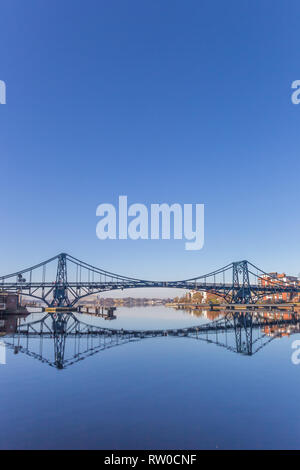 Kaiser Wilhelm pont sur l'Ems-Jade-Kanal à Wilhelmshaven, Allemagne Banque D'Images