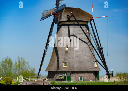 Pays-bas, Kinderdijk, 2017, site du patrimoine emblématique avec19 moulins et 3 stations de pompage, réservoirs et des digues plus que le contrôle des inondations dans le polder Banque D'Images