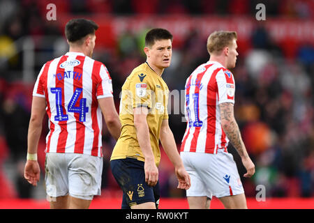 2 mars 2019, Bet 365 Stadium, Stoke-on-Trent, Angleterre ; Sky Bet Championship, Stoke City vs Nottingham Forest ; Joe Lolley (23) La forêt de Nottingham à déprimé après avoir perdu par 2 buts à zéro Crédit : Jon Hobley/News Images images Ligue de football anglais sont soumis à licence DataCo Banque D'Images