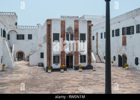 Une photo de la cour intérieure de l'ancien château d'esclaves à Elmina. Banque D'Images