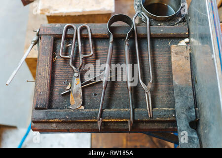 Divers outils anciens, verre soufflé Fermer Banque D'Images